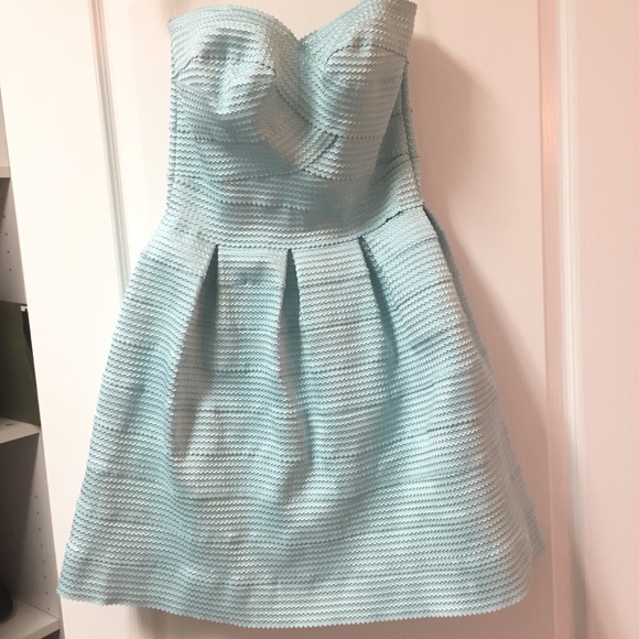 ๐HP๐Gianni Bini strapless Bandage cocktail dress - Picture 5 of 5